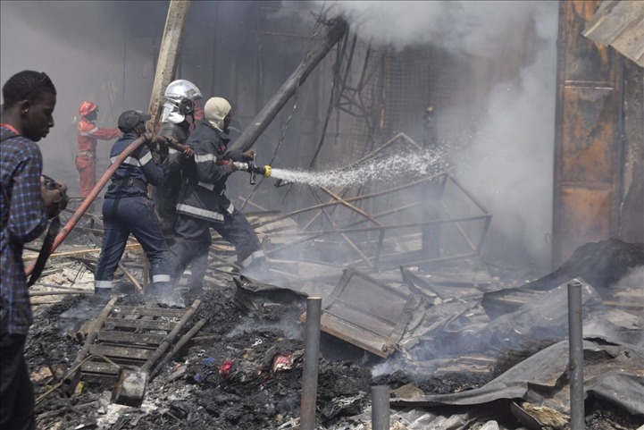 Incendie à Linguère : trois cantines ravagées au marché central en pleine Tabaski Incendie à Linguère : trois cantines ravagées au marché central en pleine Tabaski