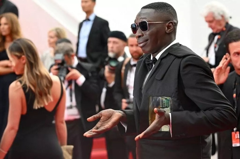 États-Unis : Khaby Lame arrêté "pour violation des lois sur l'immigration" États-Unis : Khaby Lame arrêté "pour violation des lois sur l'immigration"