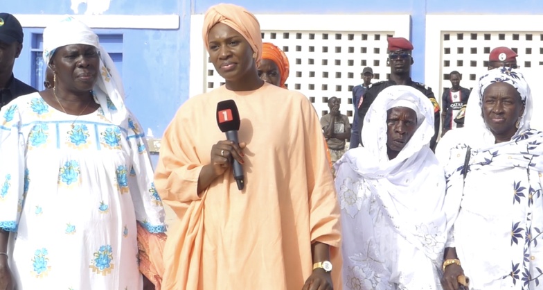 Saint-Louis : Marie Khone Faye à l’écoute des revendications des reines du poisson Saint-Louis : Marie Khone Faye à l’écoute des revendications des reines du poisson