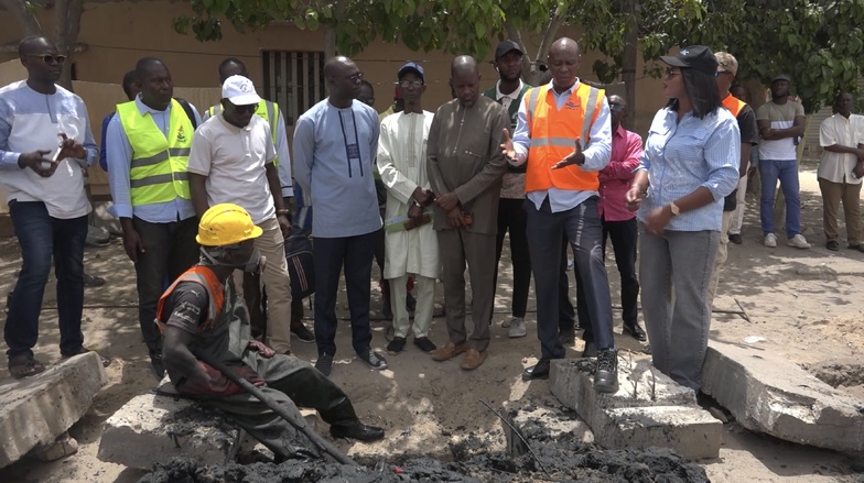 Assainissement à Saint-Louis : Oumar Sène en visite dans les zones critiques Assainissement à Saint-Louis : Oumar Sène en visite dans les zones critiques