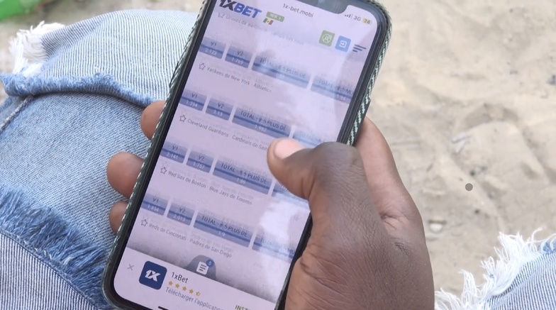 Paris sportifs : une "drogue numérique" qui fait des ravages Paris sportifs : une "drogue numérique" qui fait des ravages