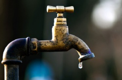 PÉNURIE D’EAU A SAINT-LOUIS : des interventions de raccordement sur la station de Khor.