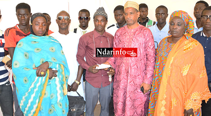 GANDIOL : les étudiants de l’UCAD plébiscitent le maire. Regardez ! GANDIOL : les étudiants de l’UCAD plébiscitent le maire. Regardez !