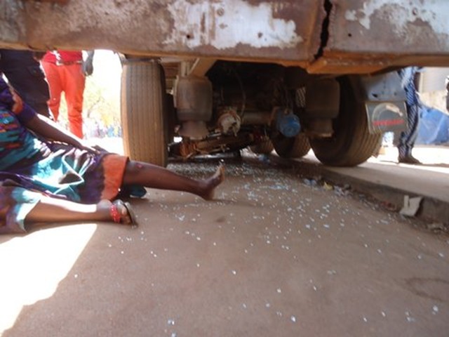 ACCIDENTS MEURTRIERS À NDIAWDOUNE : un carnage nourri par le sadisme des chauffards. ACCIDENTS MEURTRIERS À NDIAWDOUNE : un carnage nourri par le sadisme des chauffards.