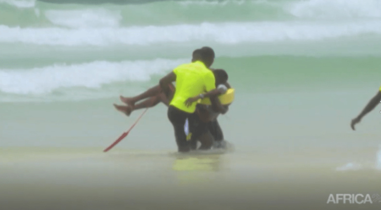 Noyades au Sénégal : 56 morts en un mois et demi, l’alerte des maîtres-nageurs Noyades au Sénégal : 56 morts en un mois et demi, l’alerte des maîtres-nageurs
