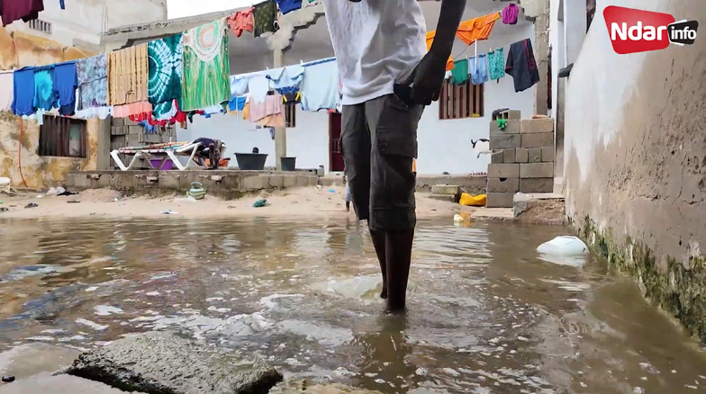 Inondations à Saint-Louis : le quotidien difficile des habitants des zones vulnérables Inondations à Saint-Louis : le quotidien difficile des habitants des zones vulnérables
