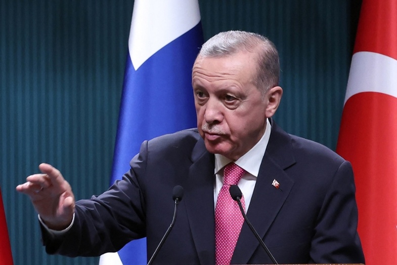 La Turquie rompt ses relations économiques avec Israël et ferme son espace aérien à ses avions