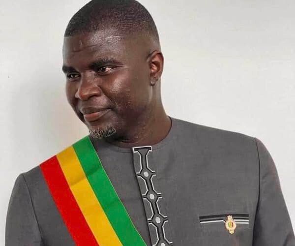 Lettre ouverte à Monsieur Amadou Ba Ministre de la Culture, du Tourisme et de l’Artisanat du Sénégal. Par Alioune Sané Lettre ouverte à Monsieur Amadou Ba Ministre de la Culture, du Tourisme et de l’Artisanat du Sénégal. Par Alioune Sané