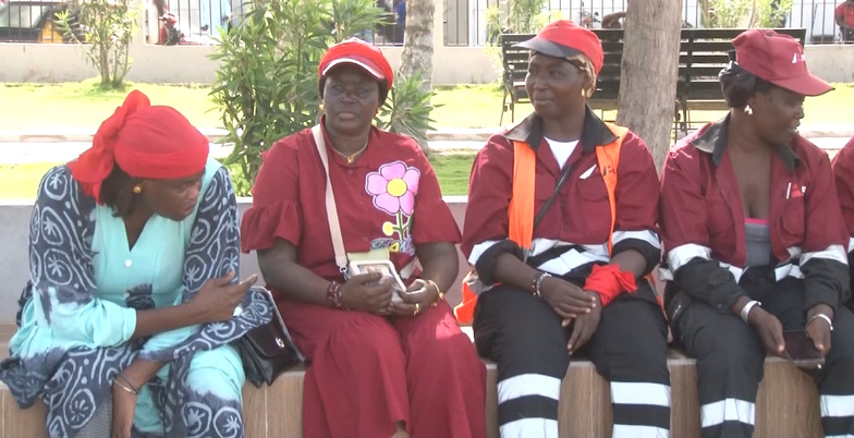 Saint-Louis : Les agents du FERA réclament leurs salaires après plusieurs mois d'arrêt de travail Saint-Louis : Les agents du FERA réclament leurs salaires après plusieurs mois d'arrêt de travail