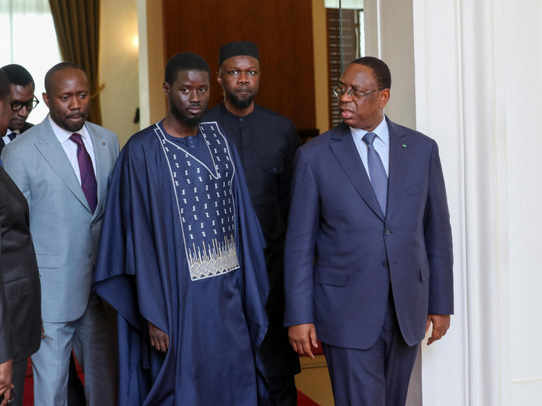 Macky Sall lance la bataille de clarification sur la « dette cachée » Macky Sall lance la bataille de clarification sur la « dette cachée »
