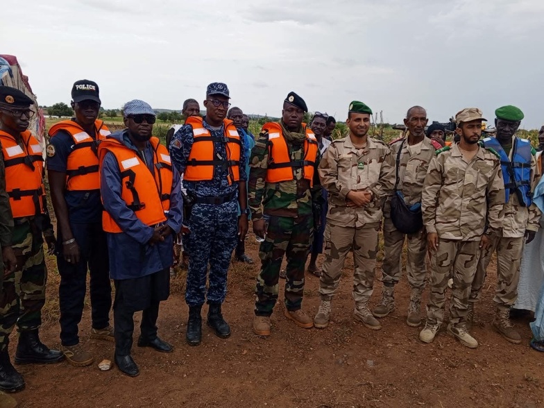 Sécurité frontalière : Patrouille fluviale conjointe entre militaires sénégalais et mauritaniens à Bakel