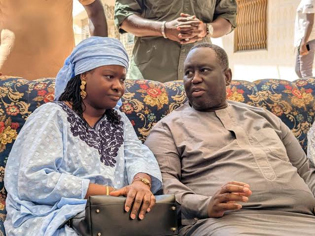 Affaire Aliou Sall : Caution non encore validée, le couple retourne à la DIC Affaire Aliou Sall : Caution non encore validée, le couple retourne à la DIC