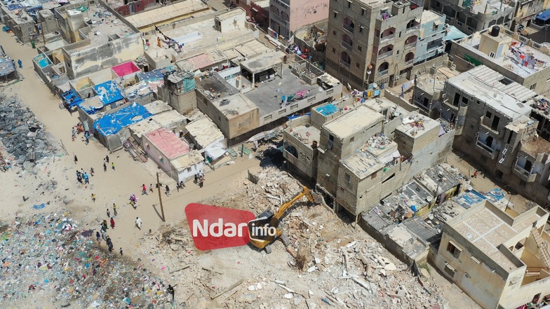 Saint-Louis : Lancement des opérations de démolition sur la bande des 20 mètres à la Langue de Barbarie Saint-Louis : Lancement des opérations de démolition sur la bande des 20 mètres à la Langue de Barbarie