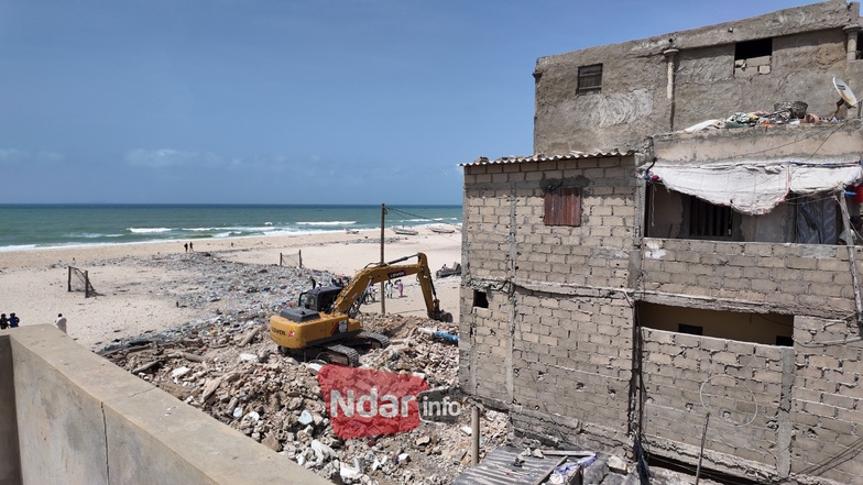Saint-Louis : Lancement des opérations de démolition sur la bande des 20 mètres à la Langue de Barbarie Saint-Louis : Lancement des opérations de démolition sur la bande des 20 mètres à la Langue de Barbarie