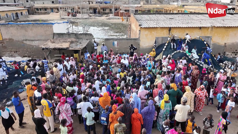 École Goxu Mbacc : les parents d’élèves dénoncent l’insalubrité des lieux École Goxu Mbacc : les parents d’élèves dénoncent l’insalubrité des lieux