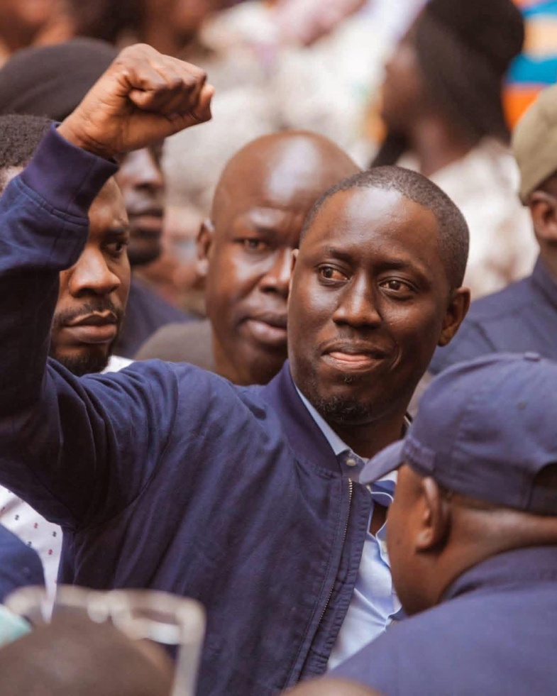 Colobane : Pape Malick Ndour entendu par la gendarmerie, dément tout appel à l’insurrection Colobane : Pape Malick Ndour entendu par la gendarmerie, dément tout appel à l’insurrection