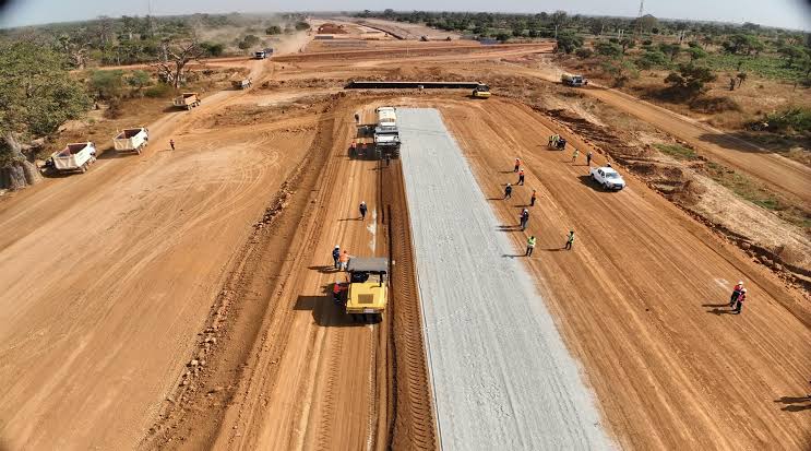 Travaux de l’autoroute Dakar–Saint-Louis suspendus à Cayar à cause d’un litige foncier