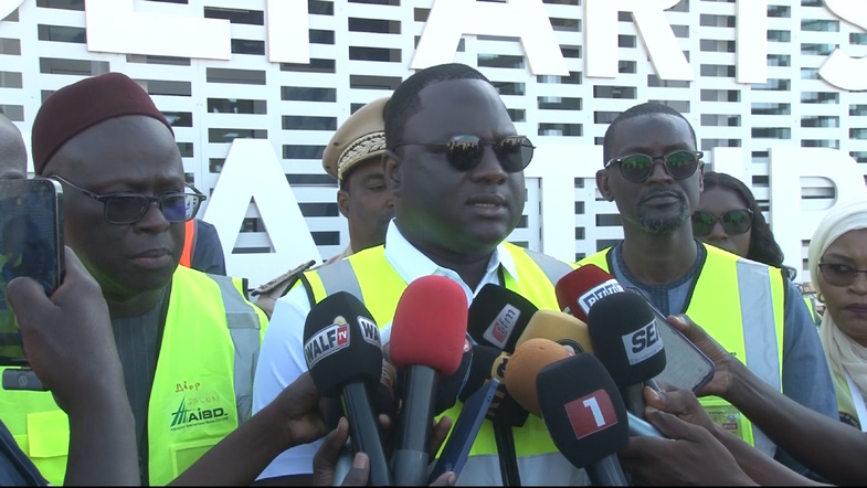 Aéroport de Saint-Louis : le ministre des Infrastructures exige des corrections rapides Aéroport de Saint-Louis : le ministre des Infrastructures exige des corrections rapides