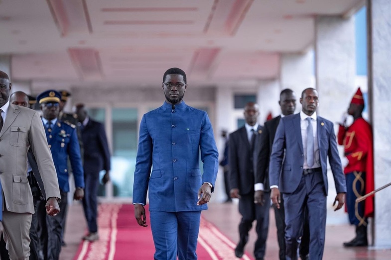 Bassirou Diomaye Faye en route pour Luanda pour le 7ᵉ Sommet UE-UA Bassirou Diomaye Faye en route pour Luanda pour le 7ᵉ Sommet UE-UA