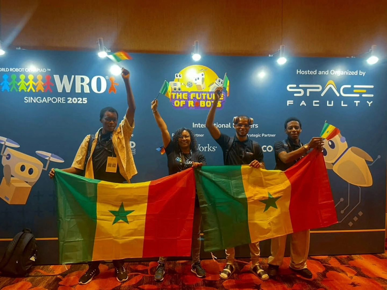 Robotique : le Sénégal décroche une médaille de bronze au World Robot Olympiad à Singapour Robotique : le Sénégal décroche une médaille de bronze au World Robot Olympiad à Singapour