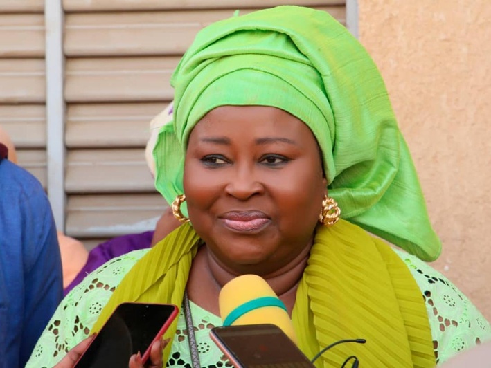 Maïmouna Dièye annonce la relance des bourses familiales d’ici fin 2025 Maïmouna Dièye annonce la relance des bourses familiales d’ici fin 2025