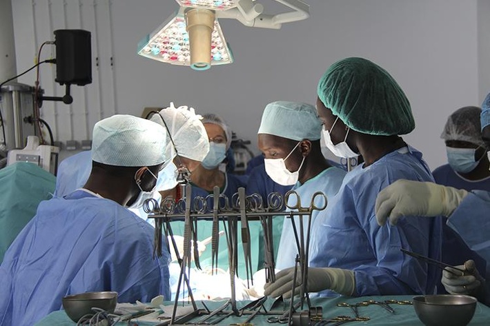 Cardiologie : le Sénégal entre dans l’ère de la chirurgie sans ouverture thoracique Cardiologie : le Sénégal entre dans l’ère de la chirurgie sans ouverture thoracique