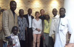 Belle célébration de Printemps des Poètes 2016 à Saint-Louis. Belle célébration de Printemps des Poètes 2016 à Saint-Louis.