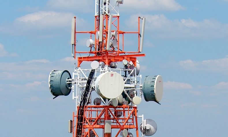 Le Sénégal va offrir Internet gratuit à un million de personnes via des antennes satellitaires en 2026