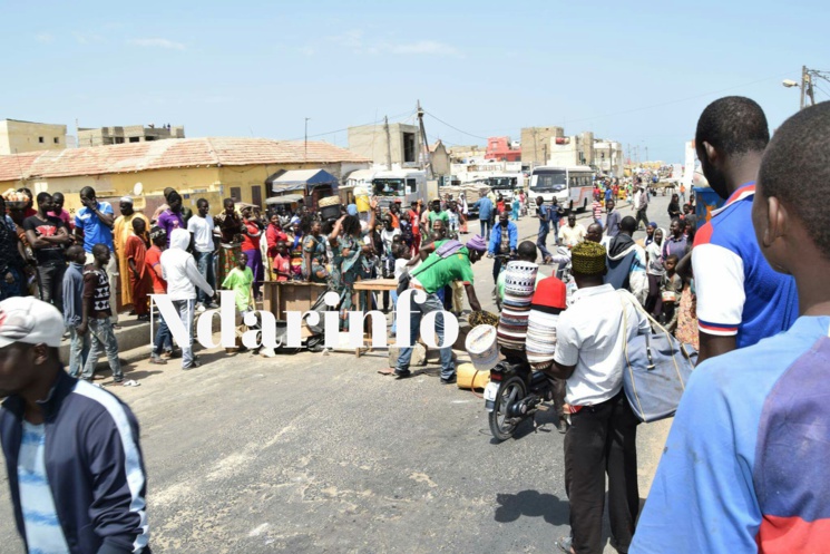 (Images) Manifestations à Guet-Ndar: les flammes de la colère (Images) Manifestations à Guet-Ndar: les flammes de la colère