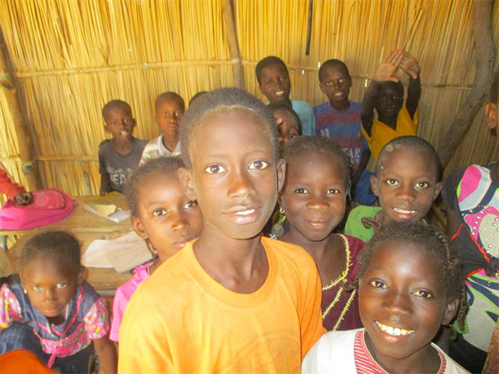 ( Images) L’incroyable délabrement de l'école élémentaire de Ndiawdoune Pont.