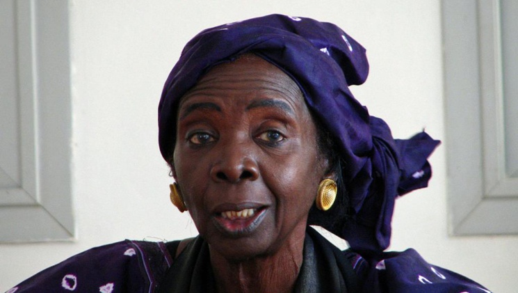 Aminata SOW FALL, une écrivaine sénégalaise talentueuse et discrète, animée d’une compassion pour les exclus. Par M. Amadou Bal BA. Aminata SOW FALL, une écrivaine sénégalaise talentueuse et discrète, animée d’une compassion pour les exclus. Par M. Amadou Bal BA.