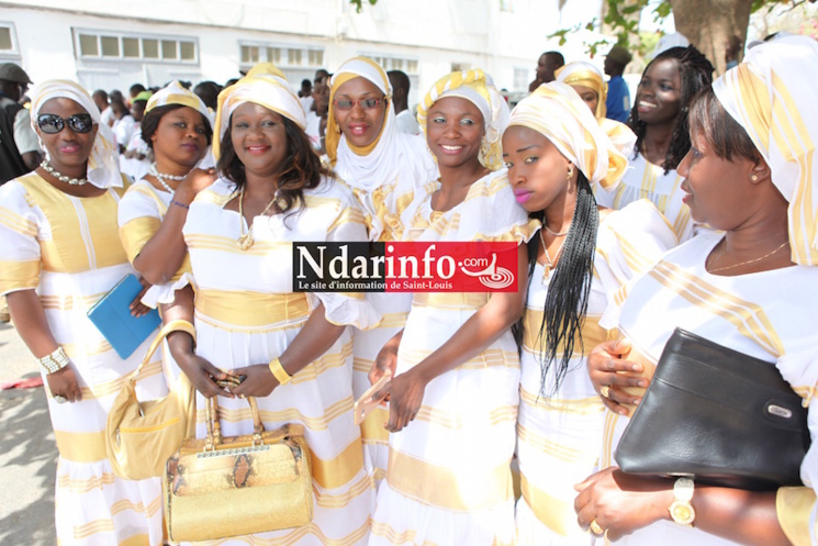 (Images) 1er MAI : le défilé des travailleurs sur la Place Faidherbe. (Images) 1er MAI : le défilé des travailleurs sur la Place Faidherbe.