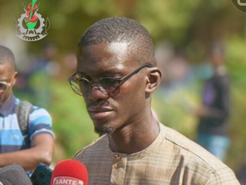 Dakar : le président de l'amicale de la FMPO interpellé après une conférence de presse Dakar : le président de l'amicale de la FMPO interpellé après une conférence de presse