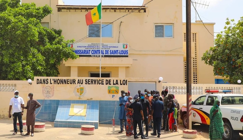 Escroquerie au visa : Comment un commissaire-priseur de Saint-Louis a piégé des migrants