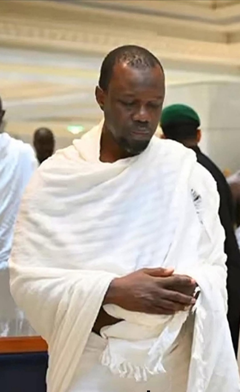 Ousmane Sonko à La Mecque : Les images fortes de sa Oumrah en Arabie saoudite Ousmane Sonko à La Mecque : Les images fortes de sa Oumrah en Arabie saoudite