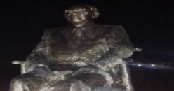 Corniche Ouest : La statue de Senghor vandalisée Corniche Ouest : La statue de Senghor vandalisée