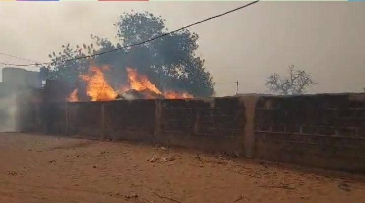 15 maisons et 115 cases brûlées : Le bilan impressionnant du feu à Koungheul ce mercredi