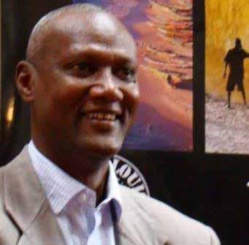 Dak’Art 2016 : cinq jeunes plasticiens sénégalais exposent à Saint-Louis Dak’Art 2016 : cinq jeunes plasticiens sénégalais exposent à Saint-Louis