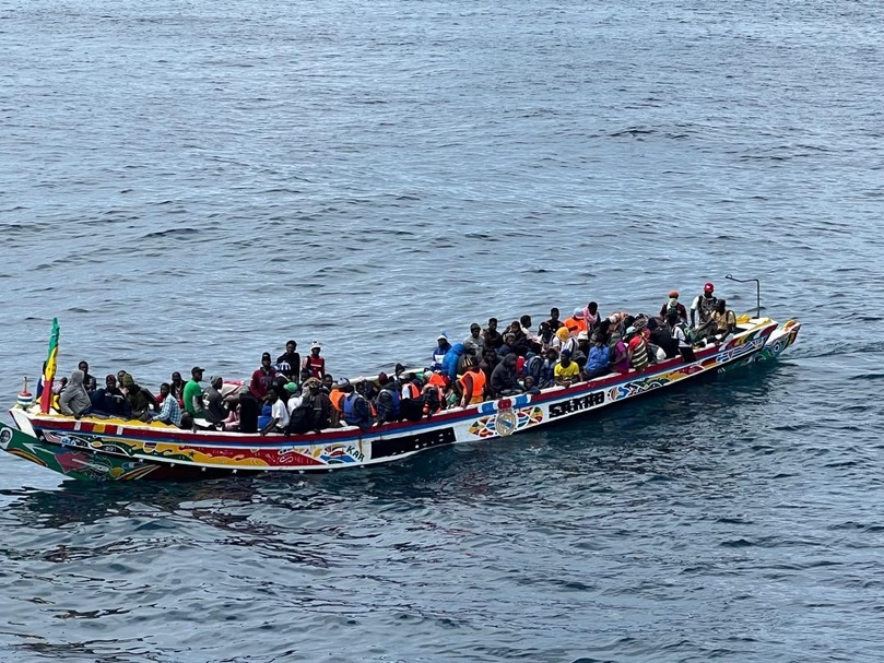Marine nationale : 139 migrants secourus et un nouveau-né décédé au large de Dakar Marine nationale : 139 migrants secourus et un nouveau-né décédé au large de Dakar