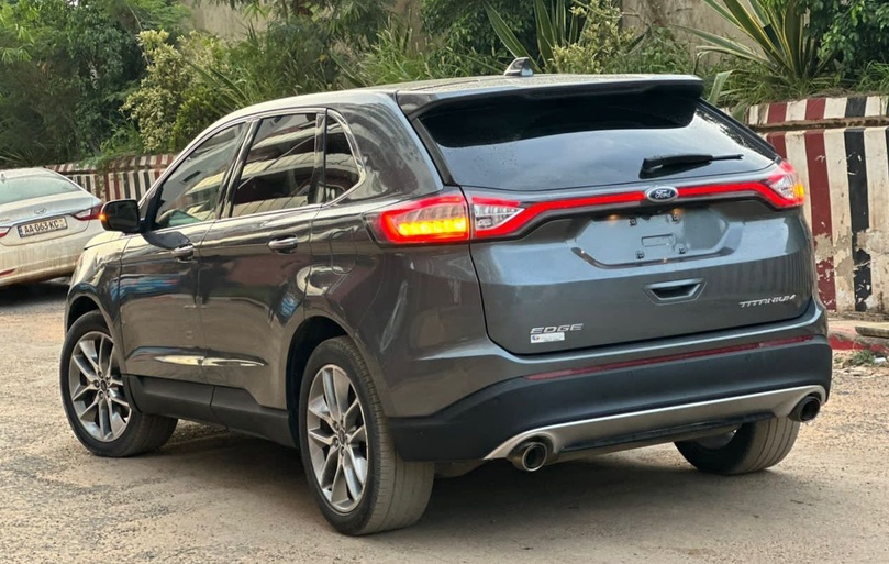 Ford rappelle 1,74 million de voitures pour des caméras de recul défectueuses Ford rappelle 1,74 million de voitures pour des caméras de recul défectueuses