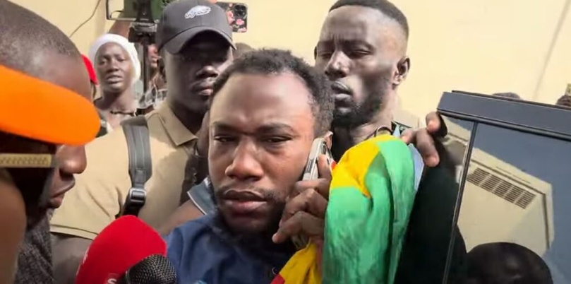 Ce que l'on sait de l'interpellation d'Azoura Fall après un refus d'obtempérer Ce que l'on sait de l'interpellation d'Azoura Fall après un refus d'obtempérer