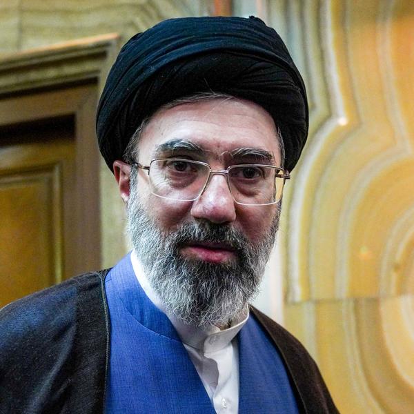 "La riposte de Mojtaba Khamenei" : Le guide suprême dénonce une manipulation des esprits