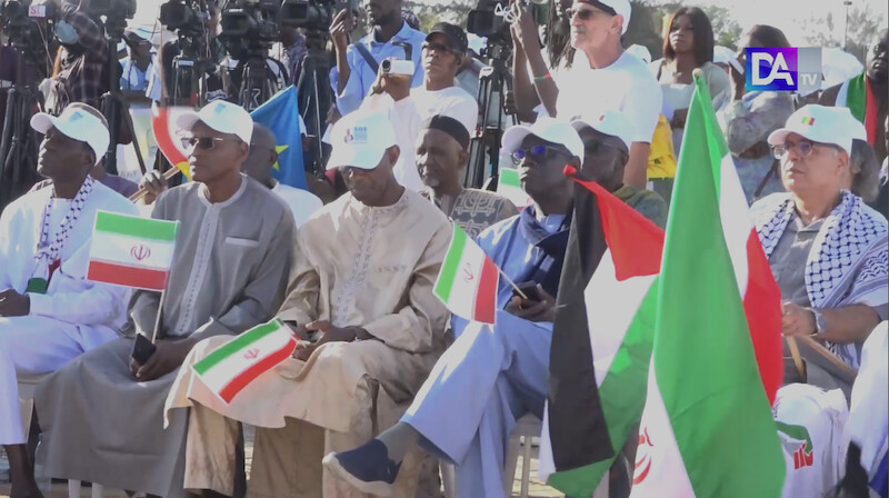 Dakar : mobilisation contre la guerre et en soutien à l’Iran à la place de l’Obélisque