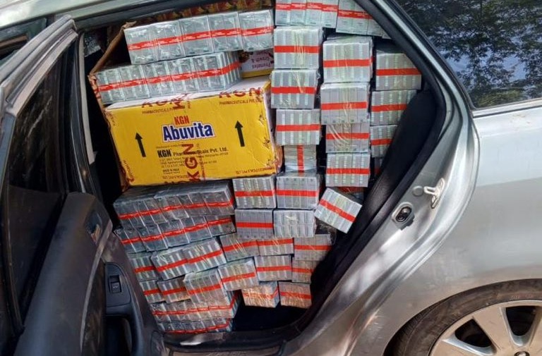 Koungheul : Les Douanes saisissent près d'une tonne de faux médicaments
