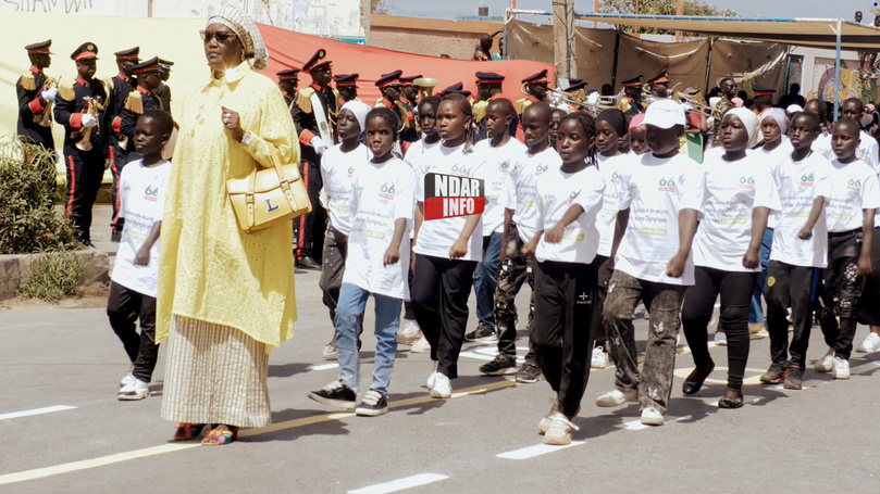 4 Avril à Ndar : Images exclusives du défilé militaire et civil 4 Avril à Ndar : Images exclusives du défilé militaire et civil