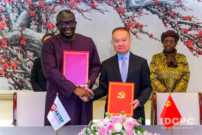 Sénégal-Chine : Pastef signe un mémorandum stratégique avec le Parti communiste chinois
