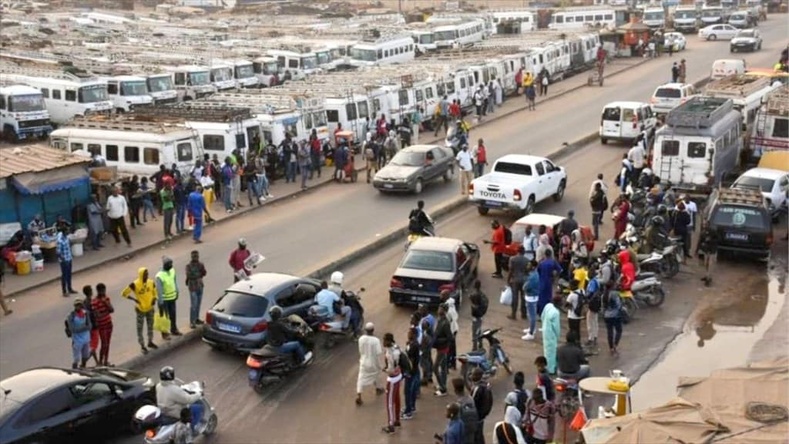 Dahra Djoloff : Huit chauffeurs grévistes arrêtés pour entrave à la circulation Dahra Djoloff : Huit chauffeurs grévistes arrêtés pour entrave à la circulation