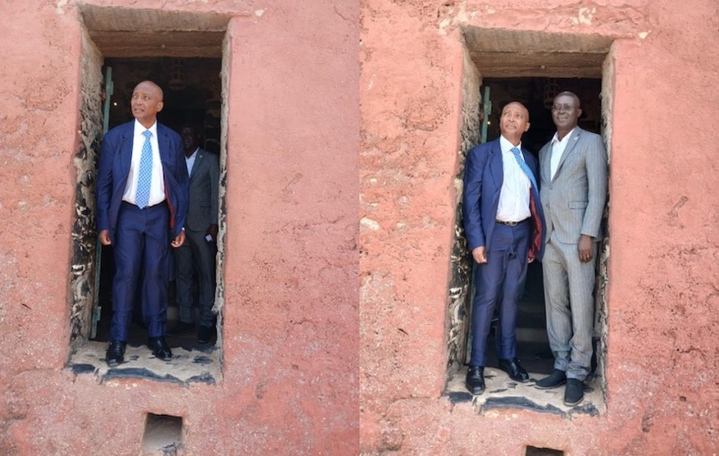 Patrice Motsepe se recueille à la Maison des Esclaves de Gorée Patrice Motsepe se recueille à la Maison des Esclaves de Gorée