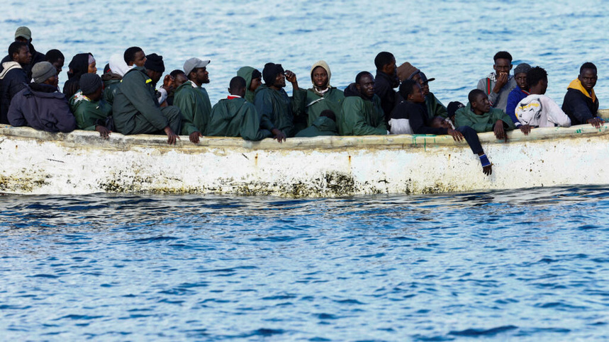 Alerte : Une pirogue de migrants sénégalais en détresse entre Bir Guendouz et Nouadhibou Alerte : Une pirogue de migrants sénégalais en détresse entre Bir Guendouz et Nouadhibou