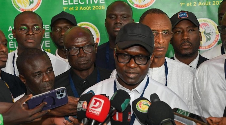 FSF : 63 millions FCFA par tête, le partage qui fait exploser le Comex FSF : 63 millions FCFA par tête, le partage qui fait exploser le Comex